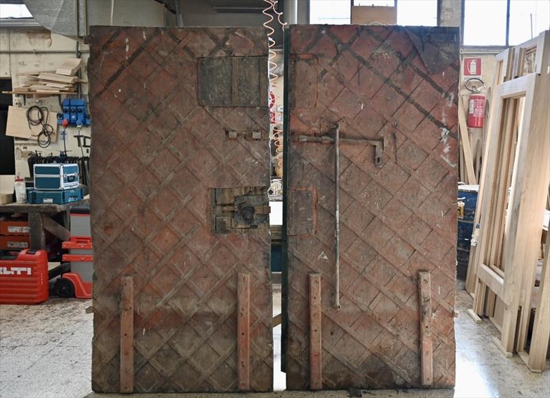 Le porte corrazzate del baluardo secentesco, cm 100 x 200 (h)