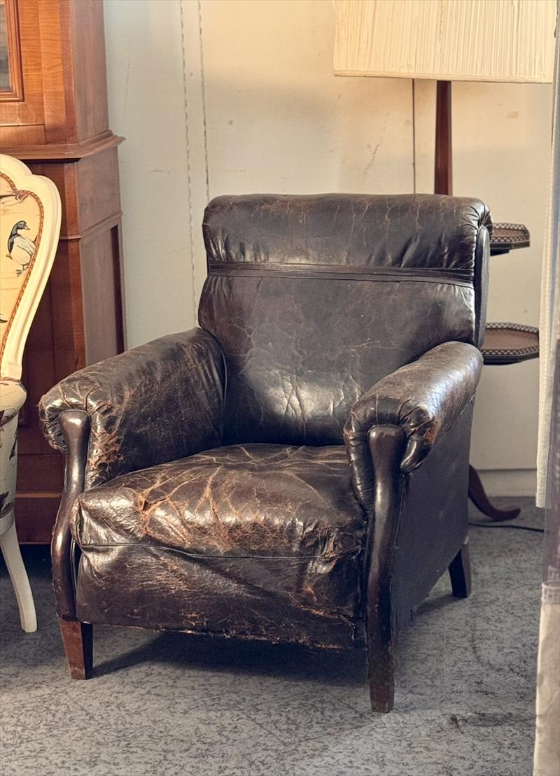 Poltrona anni '50 in pelle testa di moro